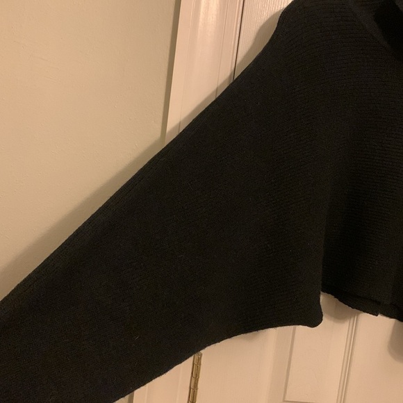 Dazy Turtle Neck Cropped Sweater Size L - Picture 3 of 7